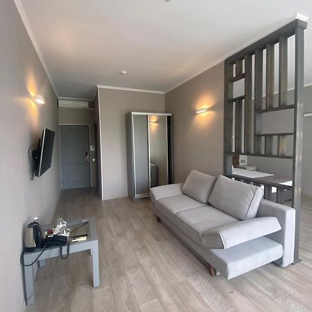 טרנופיל Pallada Hotel מראה חיצוני תמונה