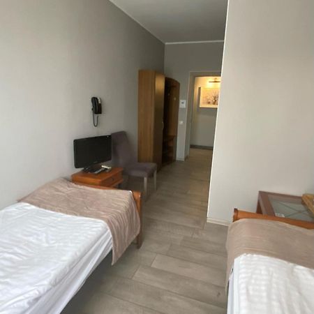 טרנופיל Pallada Hotel מראה חיצוני תמונה