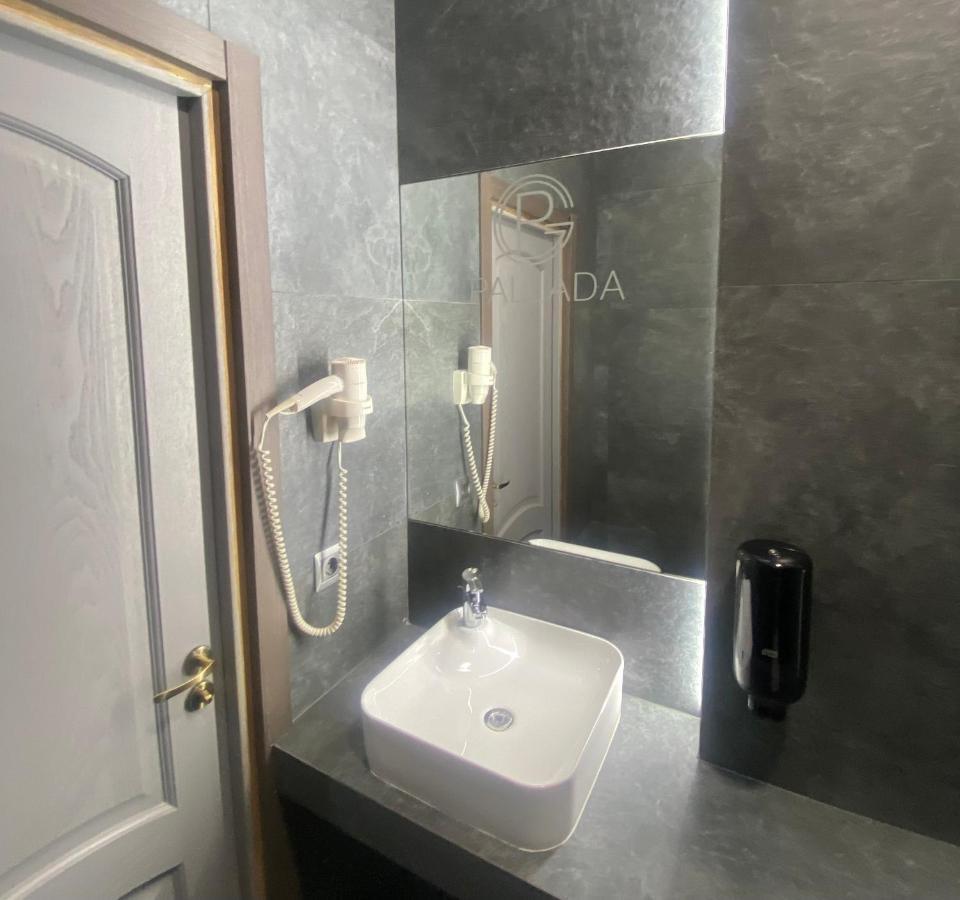 טרנופיל Pallada Hotel מראה חיצוני תמונה