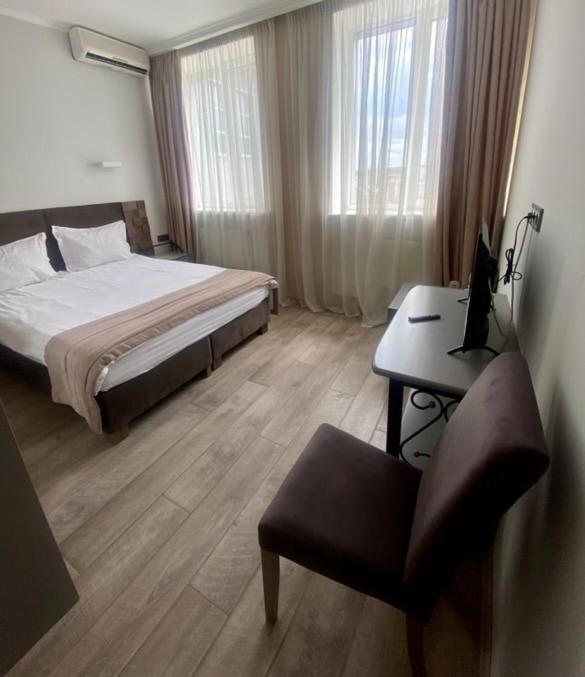 טרנופיל Pallada Hotel מראה חיצוני תמונה